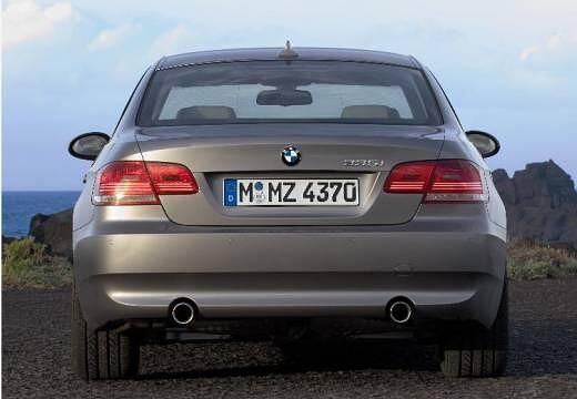 BMW-325i-Coupe--2006-2007-