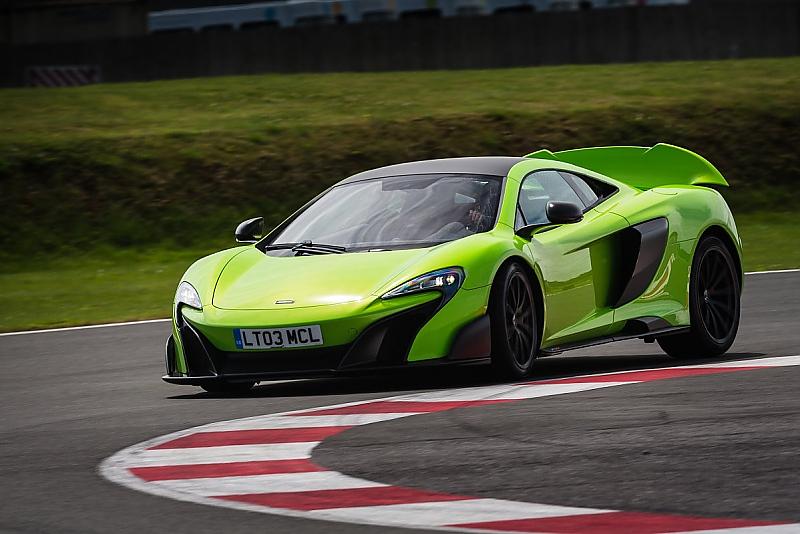 McLaren 675 LT