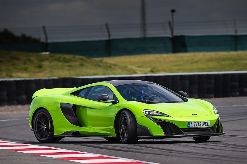 McLaren 675 LT