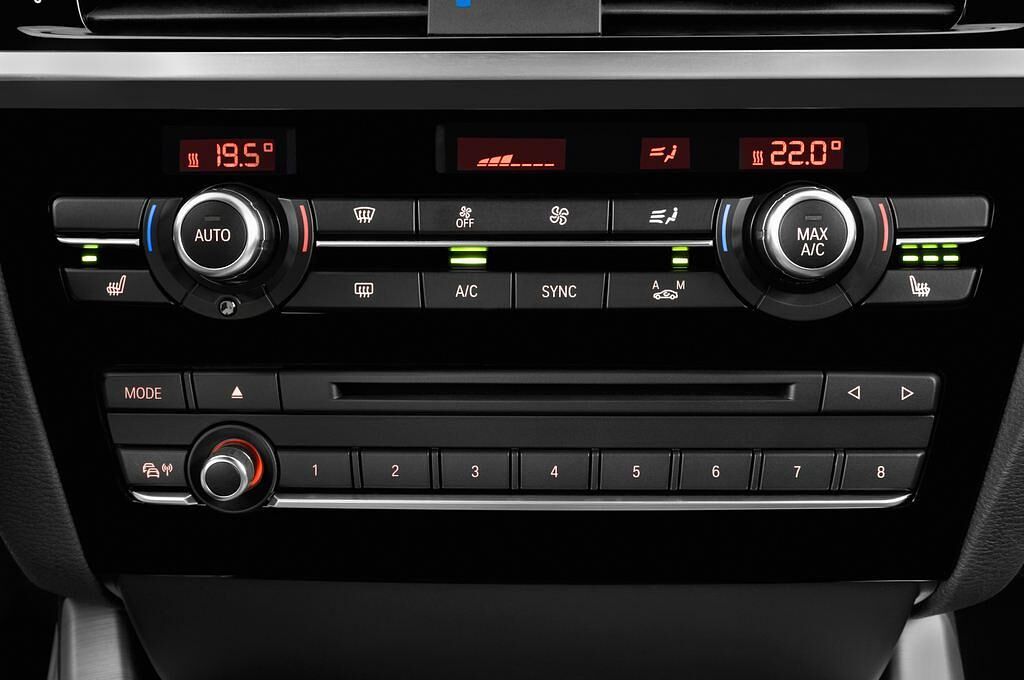 BMW X3 (Baujahr 2016) - 5 Türen Temperatur und Klimaanlage