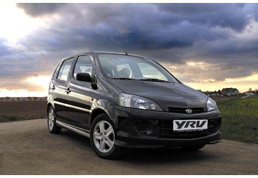 DAIHATSU-YRV-1-3--2000-2001-