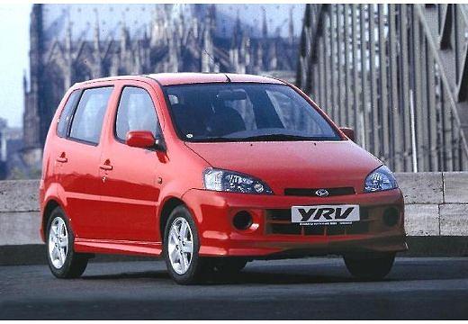 DAIHATSU-YRV-1-3--2000-2001-