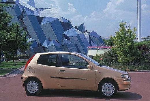 FIAT-Punto-1-2--1999-2002-