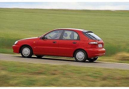 DAEWOO-Lanos-1-4--1997-2000-