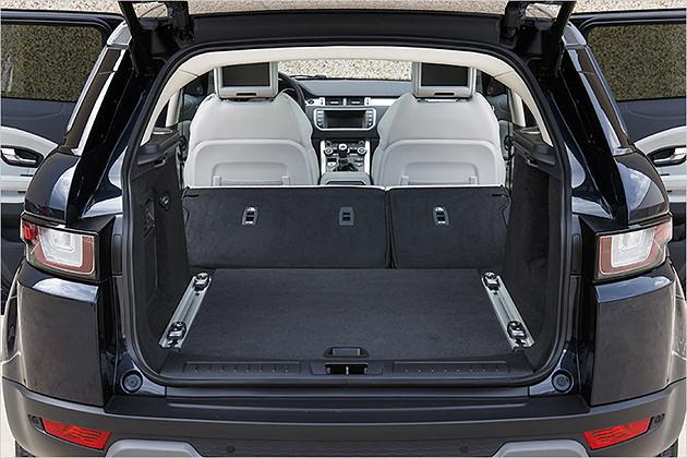 Das maximale Kofferraumvolumen von 1.445 Liter geht schon eher in Ordnung