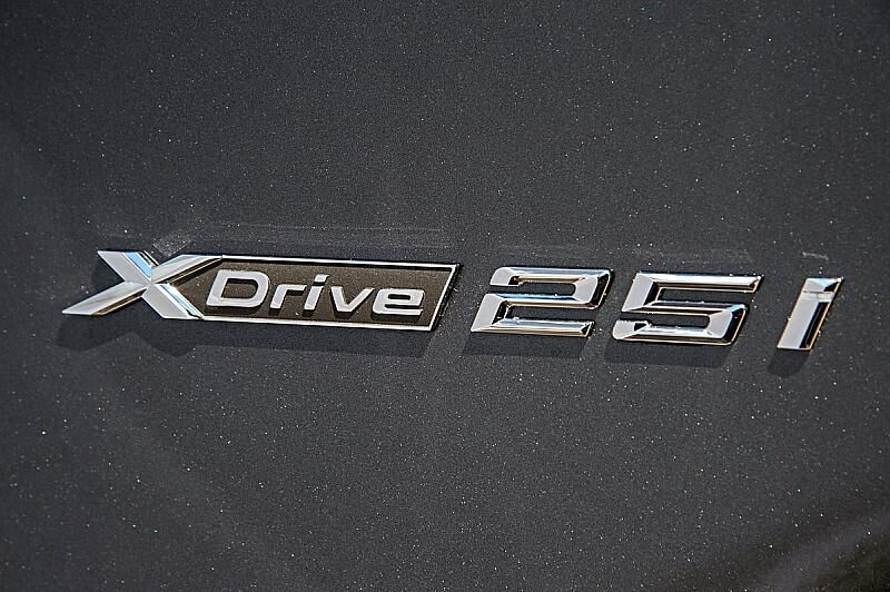 BMW X1 xDrive 25i - der aufgeladene Vierzylinder ist drehfreudig, aber alles andere als sparsam