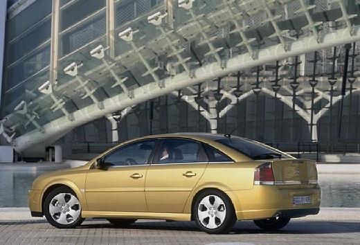 OPEL-Vectra-GTS-3-0-V6-CDTI--2003-2005-