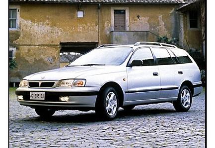 Toyota Carina Kombi (1992–1998) Toyota Carina Kombi (1992–1998)
