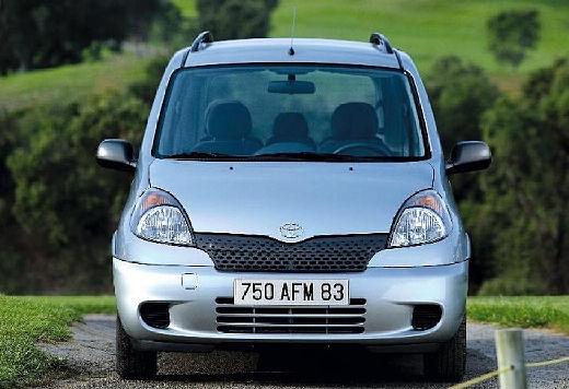 TOYOTA-Yaris-Verso-1-3--1999-2003-