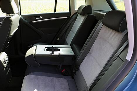 Darüber hinaus viele Ablagen...