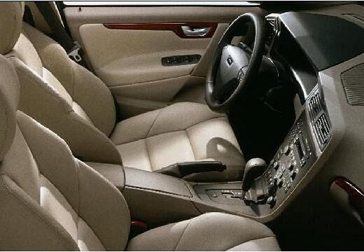 VOLVO-S60-2-4--2000-2004-