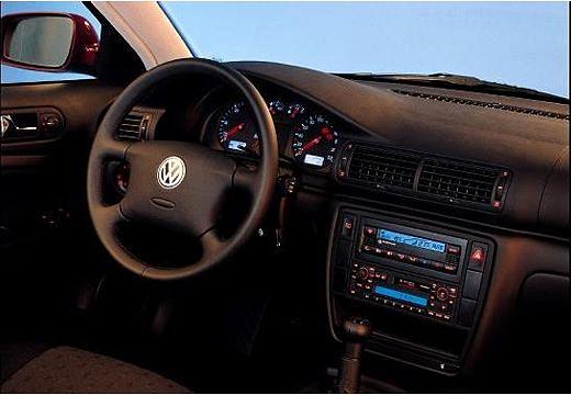 VW-Passat-Variant-1-6--1997-2000-