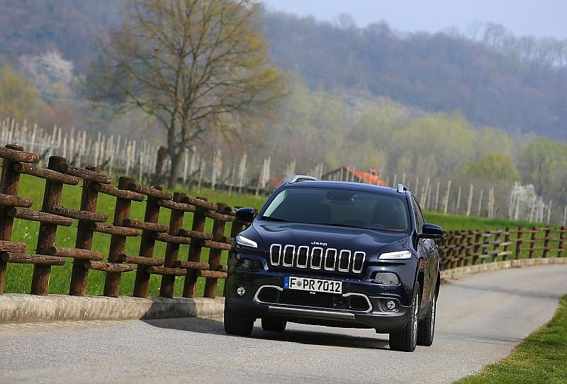Der Motor, der im Jeep Cherokee 2.2 MultiJet Limited Dienst tut, wird auch in anderen Fiat-Chrysler-Modellen verbaut werden