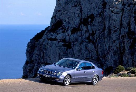 MERCEDES-BENZ-E-320-4Matic--2003-2004-