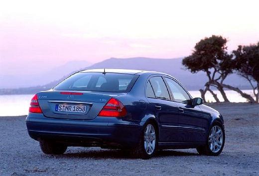 MERCEDES-BENZ-E-320-4Matic--2003-2004-