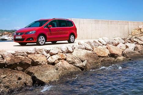 Hoher Freizeitwert: Der Seat Alhambra ist vor allem für größere Familien ein ideales Transportmittel.