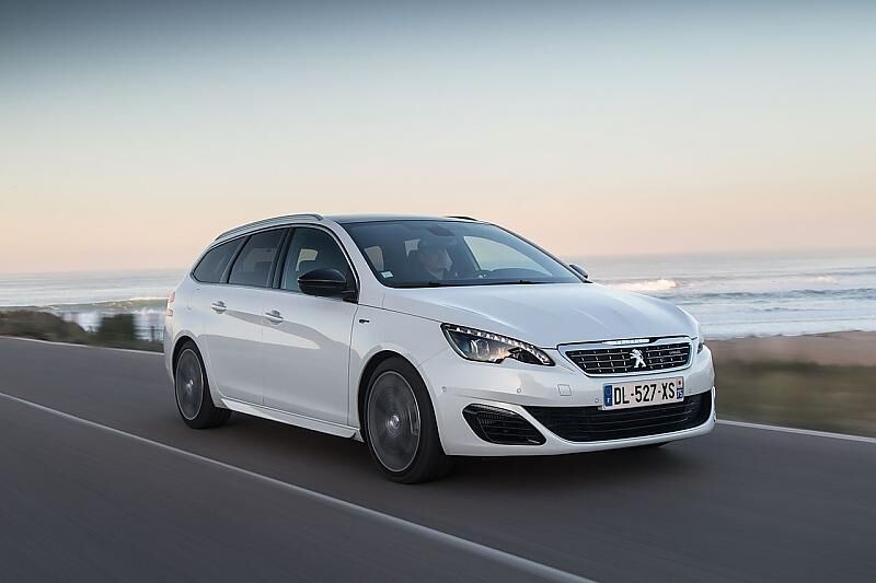 Der Peugeot 308 SW Allure 130 e THP kostet 26.000 Euro