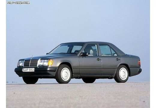 Mercedes-Benz W 124 Limousine (1984–1993) 300 D (109 PS)