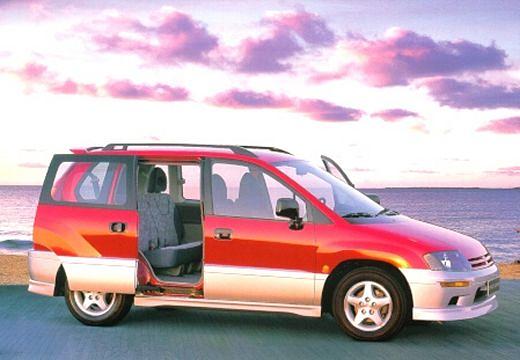 MITSUBISHI-Space-Runner--1999-2002-