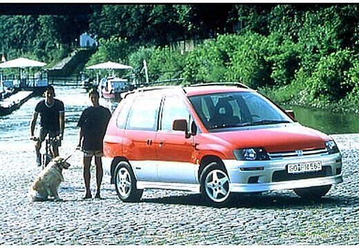 MITSUBISHI-Space-Runner--1999-2002-