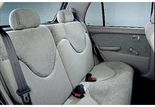 NISSAN-Micra-1-0--2000-2002-