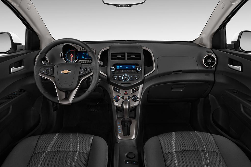 Chevrolet Aveo (Baujahr 2012) LT+ 4 Türen Cockpit und Innenraum