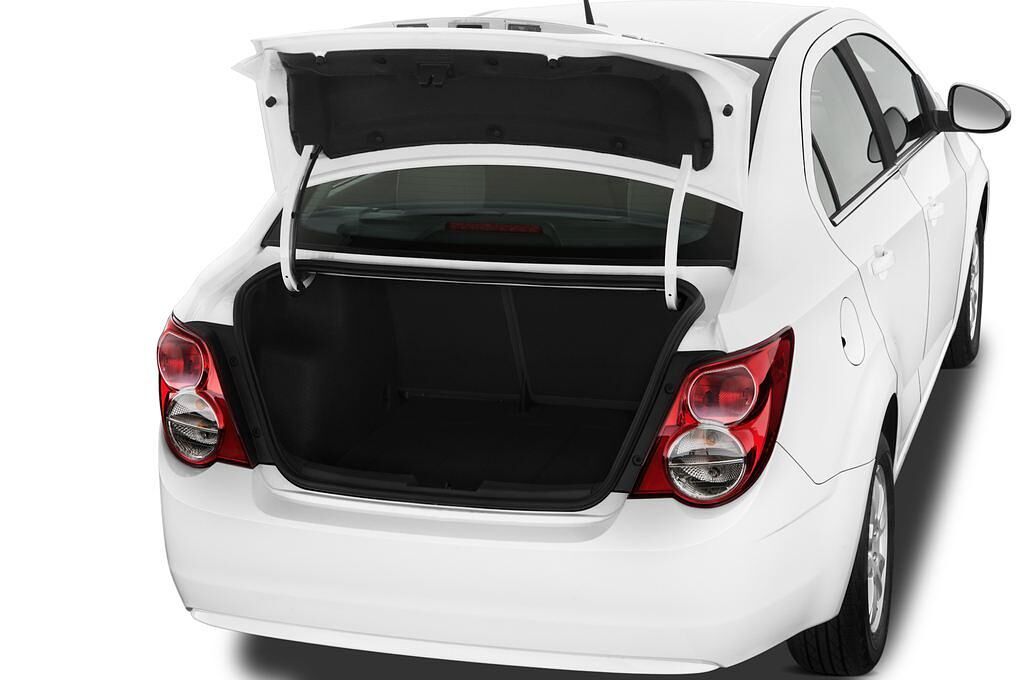 Chevrolet Aveo (Baujahr 2012) LT+ 4 Türen Kofferraum