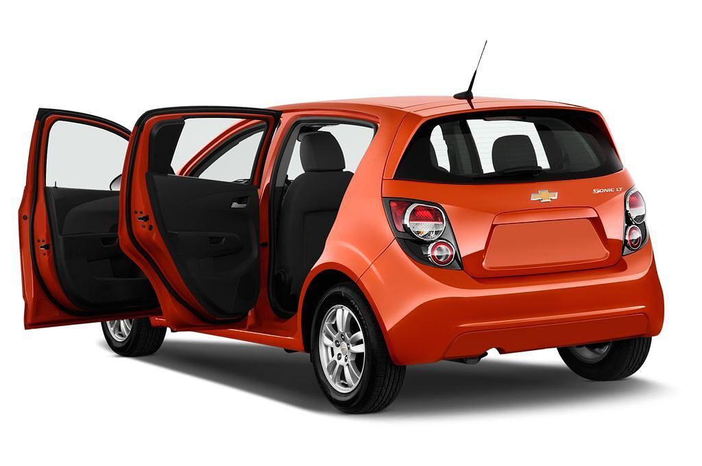 Chevrolet Aveo (Baujahr 2012) LT+ 5 Türen Tür geöffnet