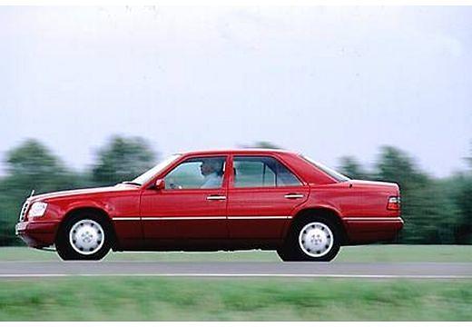 Mercedes-Benz E-Klasse Limousine (1993–1995)