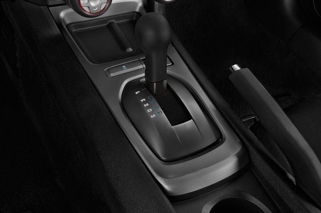 Chevrolet Camaro (Baujahr 2012) - 2 Türen Schalthebel