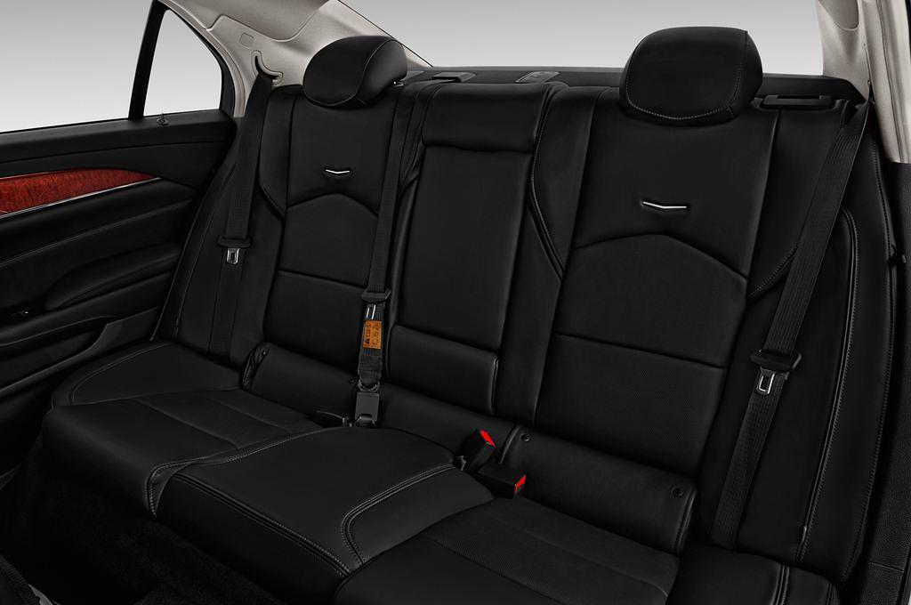 Cadillac CTS (Baujahr 2016) - 4 Türen Rücksitze