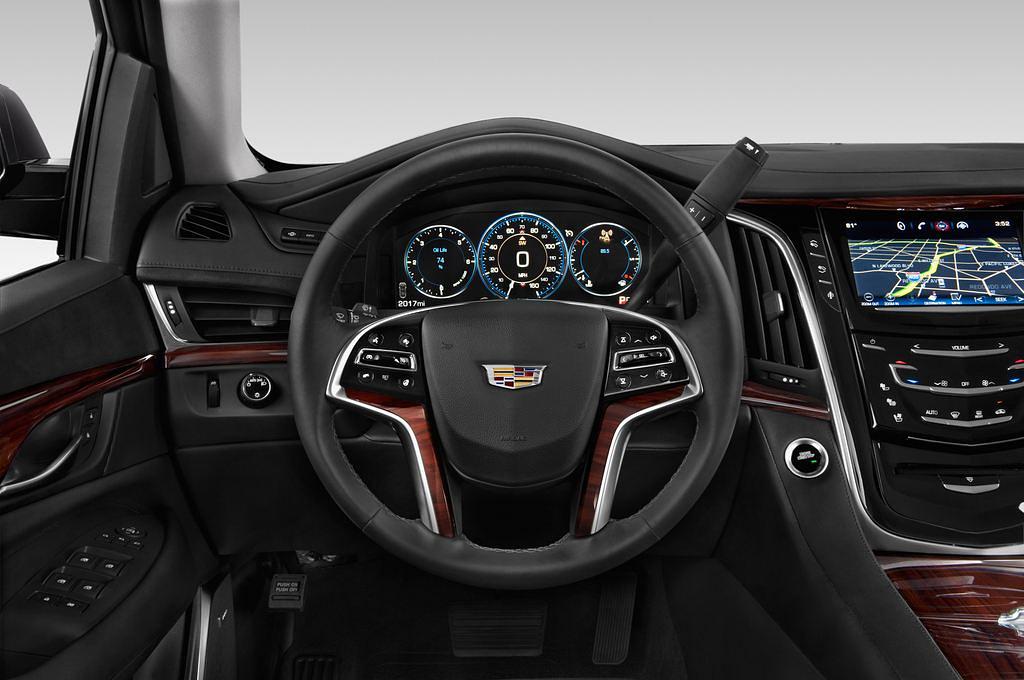 Cadillac Escalade (Baujahr 2015) Premium 5 Türen Lenkrad