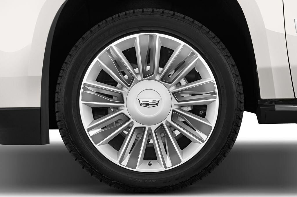 Cadillac Escalade (Baujahr 2016) Platinum 5 Türen Reifen und Felge