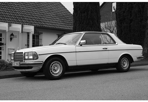 Mercedes-Benz W 123 Coupé (1975–1986)