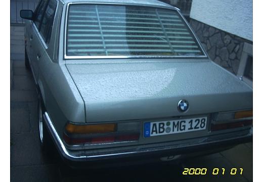 BMW 5er Limousine (1981–1987)