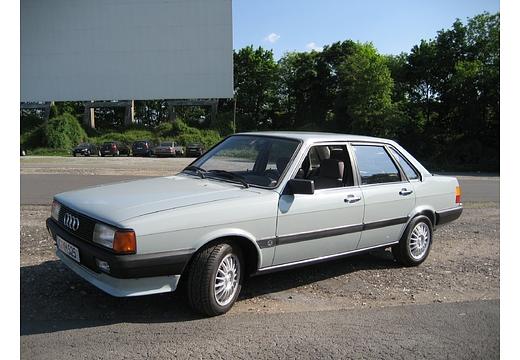 Audi 80 Limousine (1978–1986)