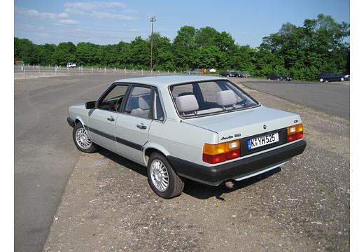 Audi 80 Limousine (1978–1986)