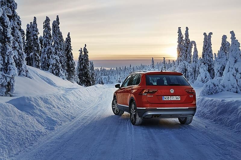 VW Tiguan 2.0 TSI 4motion - kostet mindestens 35.000 Euro