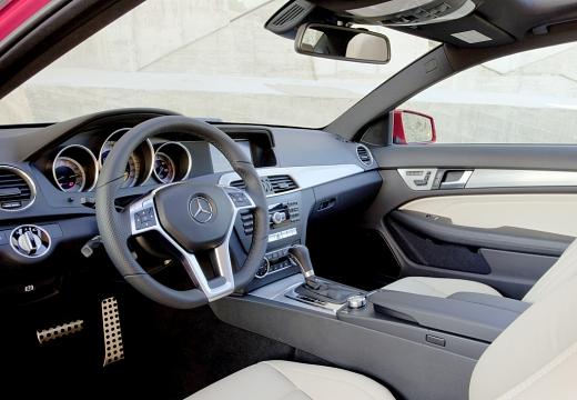 MERCEDES-BENZ-C-180-BlueEFFICIENCY-7G-TRONIC--2011-