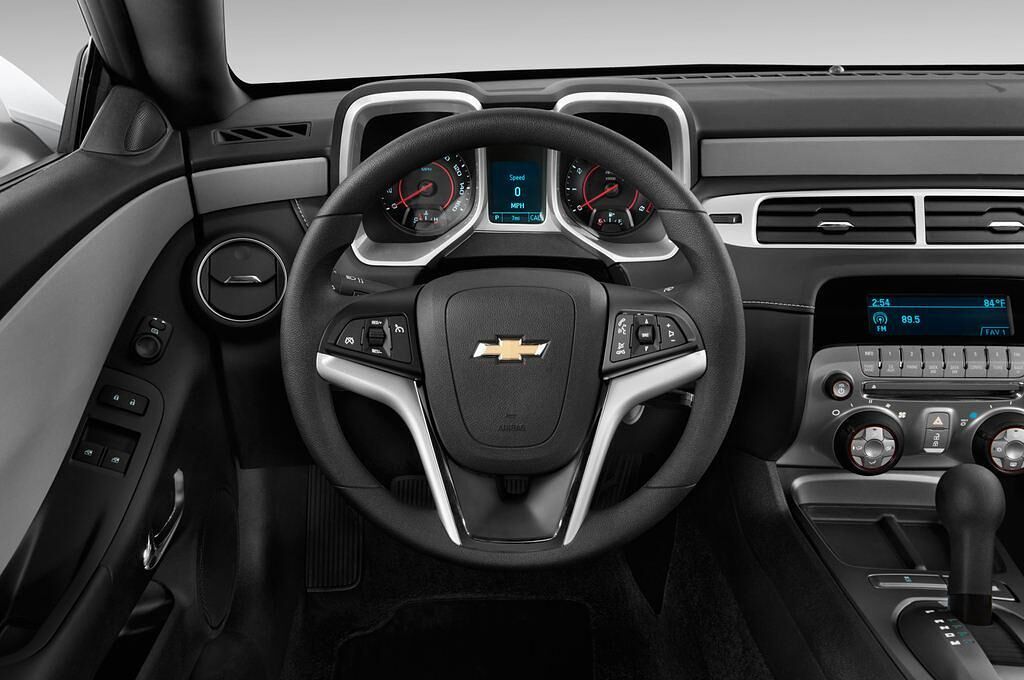 Chevrolet Camaro (Baujahr 2012) - 2 Türen Lenkrad