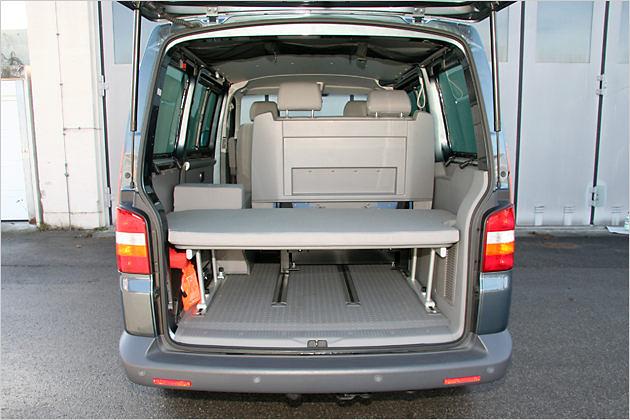 Die horizontale Liegeflächenverlängerung fungiert auch als Laderaumabdeckung