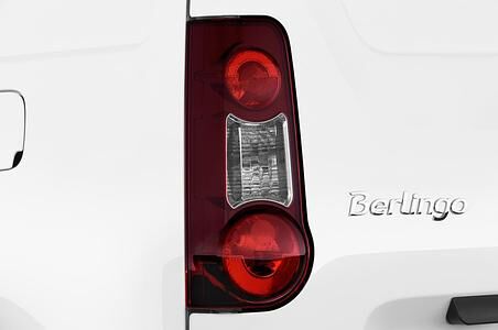 Citroen Berlingo (Baujahr 2015) 1.6 Vti 95 Euro 5 Niveau A 4 Türen Rücklicht