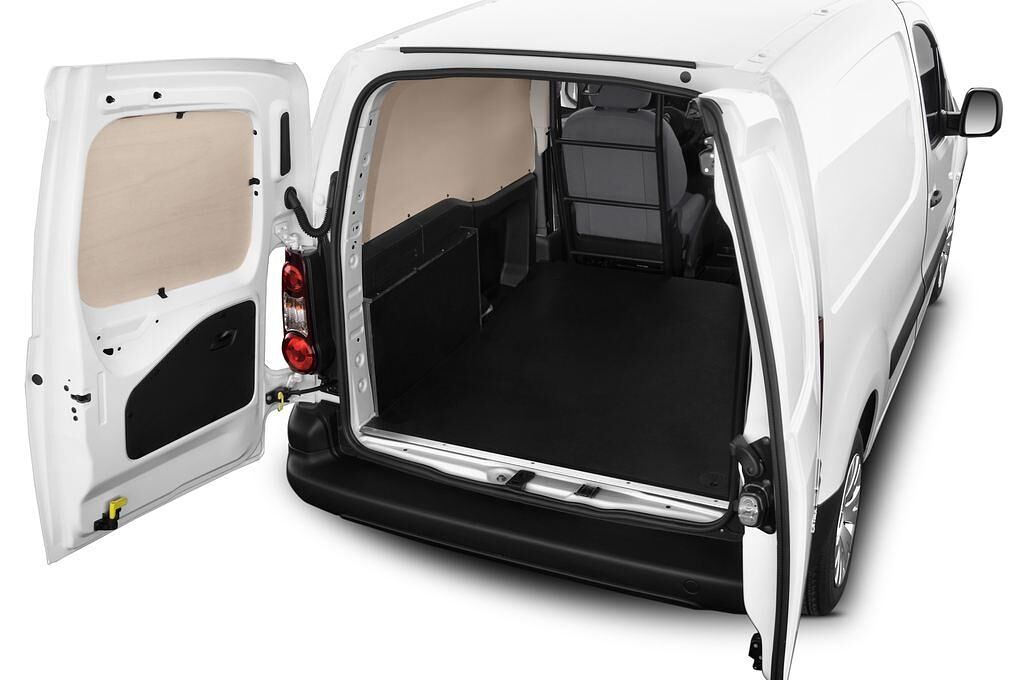 Citroen Berlingo (Baujahr 2015) 1.6 Vti 95 Euro 5 Niveau A 4 Türen Kofferraum