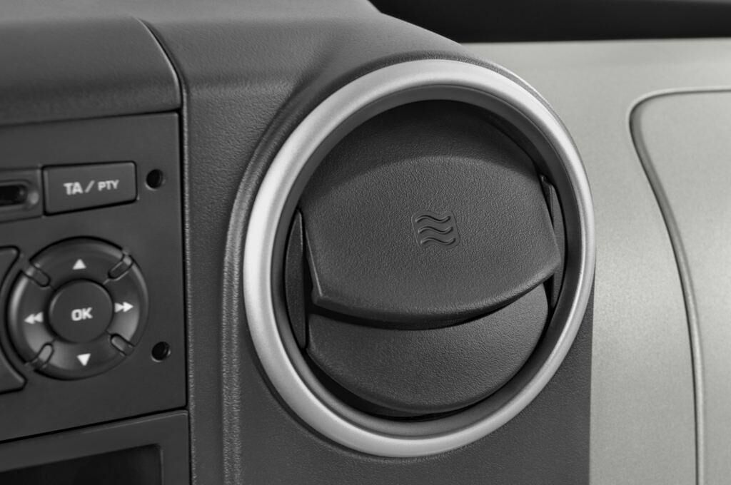 Citroen Berlingo (Baujahr 2009) Multispace 5 Türen Lüftung