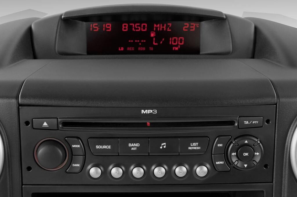 Citroen Berlingo (Baujahr 2009) Multispace 5 Türen Radio und Infotainmentsystem
