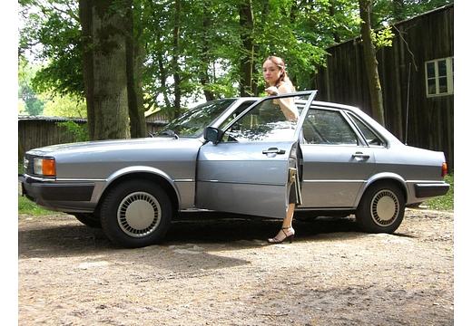 Audi 80 Limousine (1978–1986)