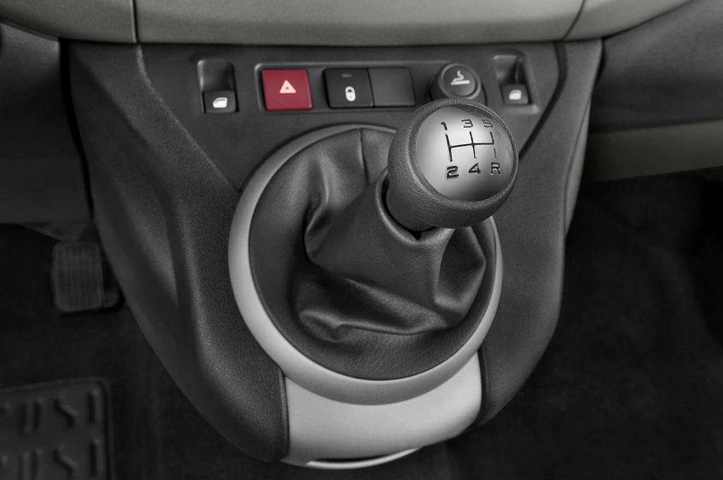 Citroen Berlingo (Baujahr 2009) Multispace 5 Türen Schalthebel