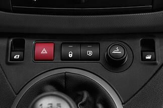 Citroen Berlingo (Baujahr 2016) Profi 4 Türen Bedienungselemente Tür