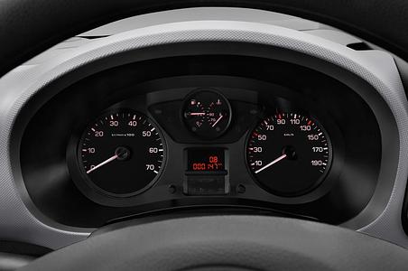 Citroen Berlingo (Baujahr 2016) Profi 4 Türen Tacho und Fahrerinstrumente