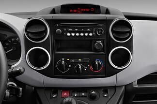 Citroen Berlingo (Baujahr 2016) Profi 4 Türen Mittelkonsole